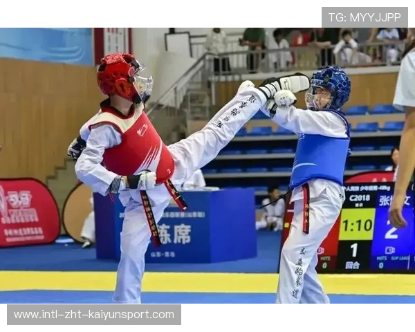 跆拳道选手赛前冥想引关注，网友称像大师出关