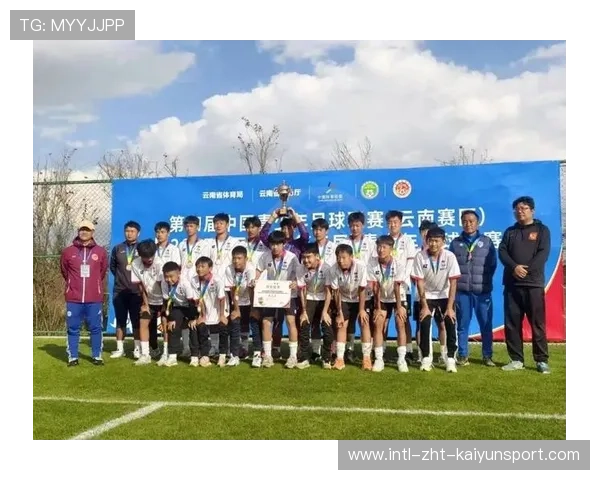 国际足球青训联赛:小学梯队涌现潜力新星,国际青少年足球 国际足球青训联赛:小学梯队涌现潜力新星,国际青少年足球
